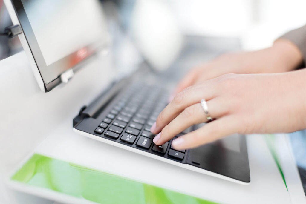 Laptops & Desktops
